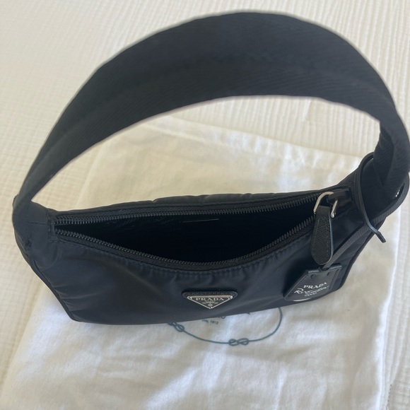 Re-Nylon Prada Re-Edition 2000 mini-bag - Picture 2 of 7